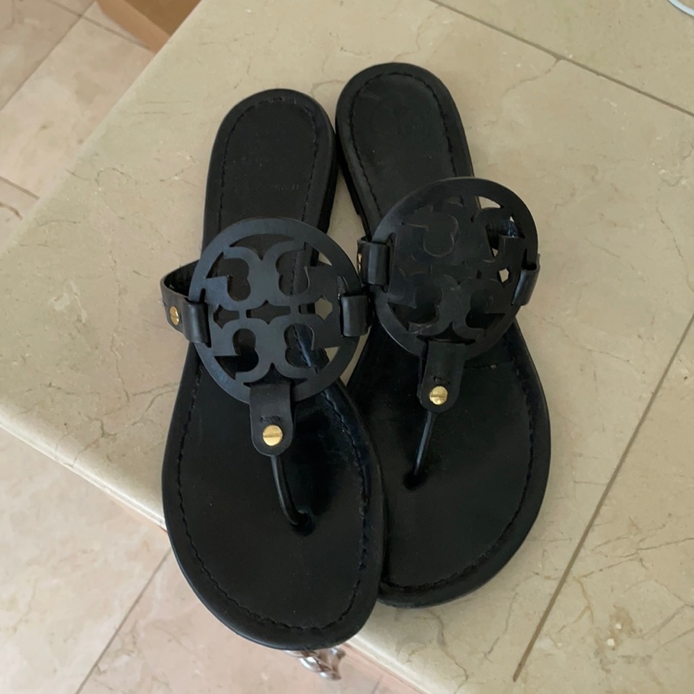 Gently worn Tory Burch Miller sandals. No box.
